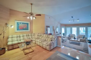 Photo #2: 2067539 Listing 