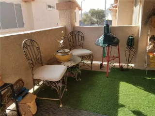 Photo #6: 2067575 Listing