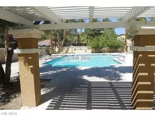 Photo #3: 2067614 Listing