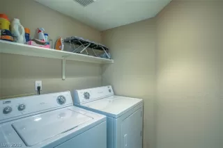 Photo #6: 2067625 Listing