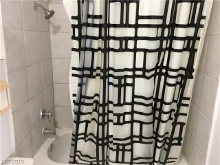 Photo #4: 2067664 Listing