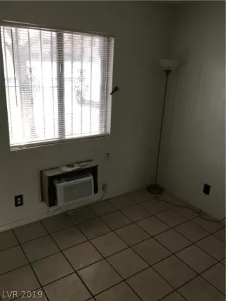 Photo #5: 2067664 Listing