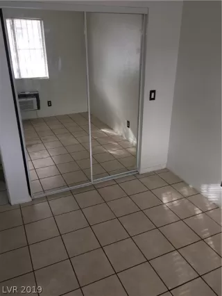 Photo #6: 2067664 Listing