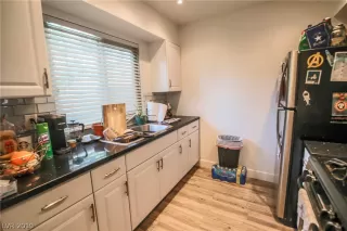 Photo #2: 2067676 Listing