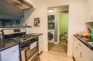 Photo #3: 2067676 Listing