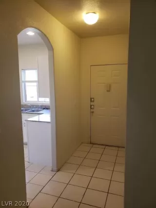 Photo #3: 2067821 Listing