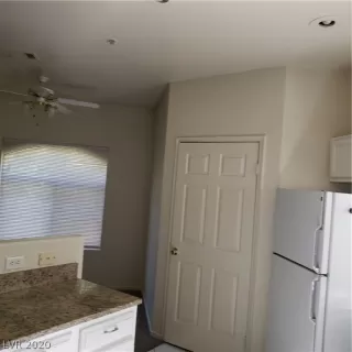 Photo #5: 2067821 Listing