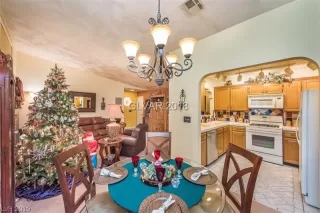 Photo #2: 2067826 Listing 