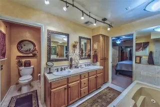 Photo #6: 2067826 Listing 