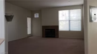 Photo #3: 2067888 Listing 