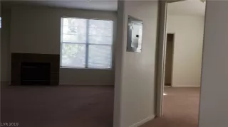 Photo #4: 2067888 Listing 