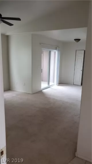 Photo #5: 2067913 Listing