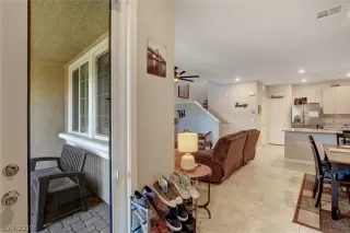 Photo #4: 2067915 Listing 