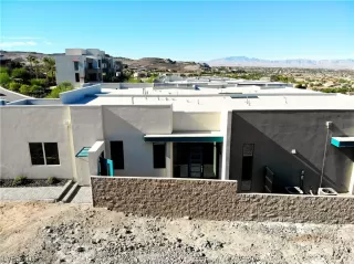 Photo #5: 2067924 Listing