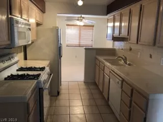 Photo #4: 2067955 Listing 