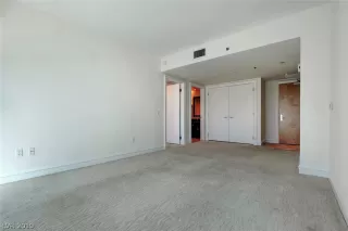 Photo #6: 2067966 Listing