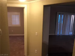 Photo #6: 2068064 Listing