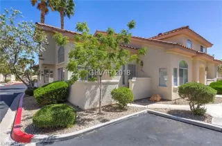 Photo #1: 2068073 Listing 