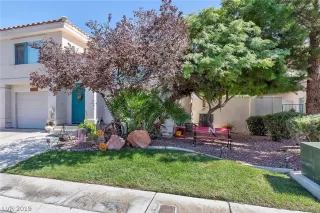 Photo #1: 2068110 Listing