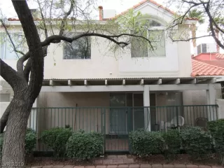 Photo #1: 2068147 Listing