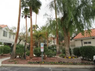 Photo #6: 2068147 Listing