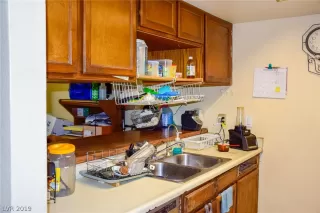 Photo #4: 2068158 Listing 