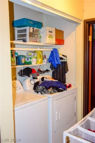 Photo #6: 2068158 Listing 