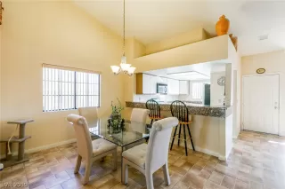 Photo #5: 2068160 Listing