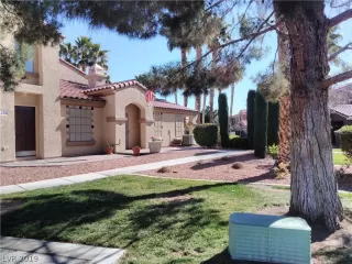 Photo #3: 2068168 Listing 