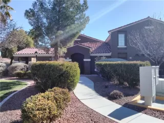 Photo #4: 2068168 Listing 