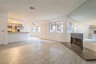 Photo #5: 2068183 Listing 