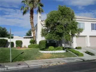 Photo #2: 2068227 Listing 