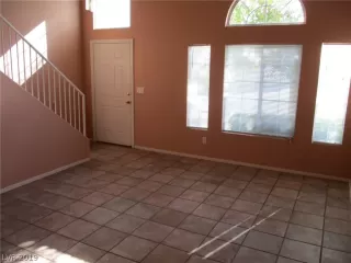 Photo #4: 2068227 Listing 