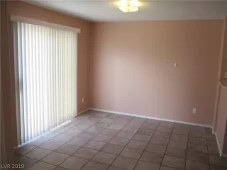 Photo #5: 2068227 Listing 