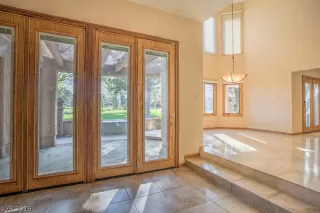 Photo #2: 2068260 Listing 