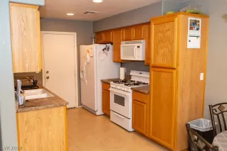Photo #3: 2068314 Listing 