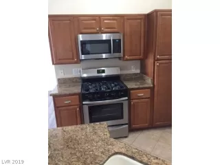 Photo #1: 2068368 Listing 