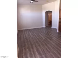 Photo #3: 2068368 Listing 