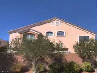 Photo #5: 2068368 Listing 