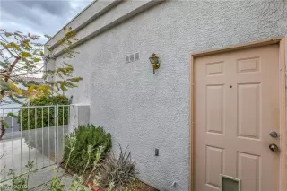 Photo #4: 2068534 Listing 