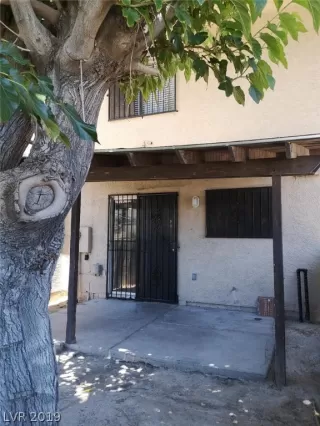 Photo #2: 2068614 Listing 