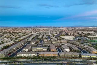 Photo #4: 2068659 Listing 