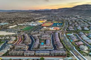 Photo #5: 2068659 Listing 