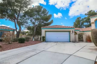 Photo #1: 2068676 Listing 