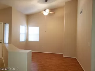 Photo #4: 2068710 Listing