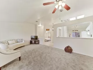 Photo #1: 2068733 Listing 