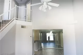 Photo #5: 2068734 Listing