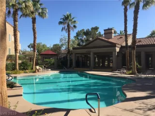 Photo #2: 2068737 Listing 