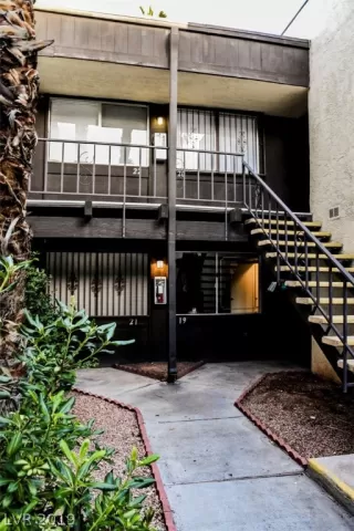 Photo #1: 2068771 Listing