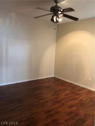 Photo #5: 2068805 Listing 